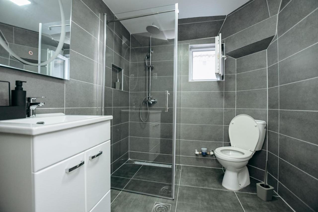 Apartmani Otasevic Кладово Екстериор снимка
